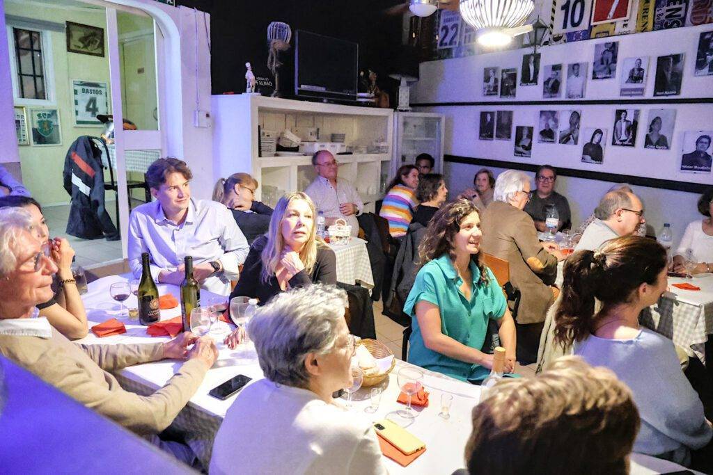 Fado na Adega